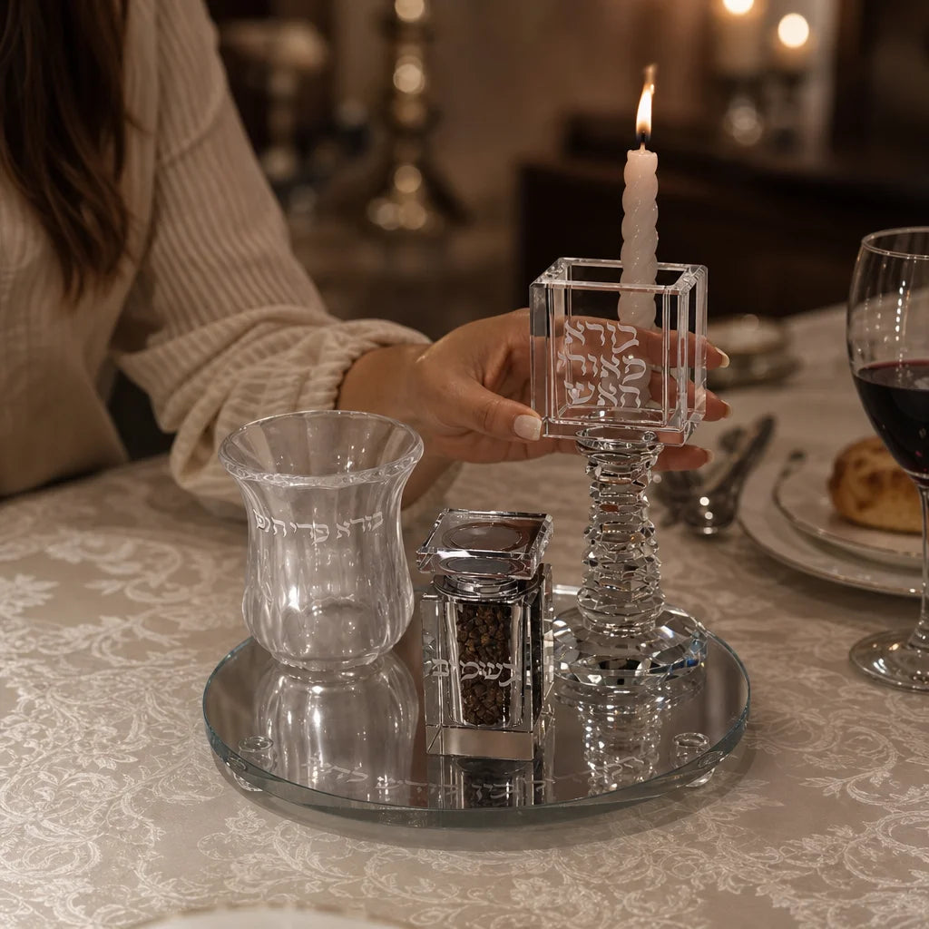 havdalah-set-silver - in use